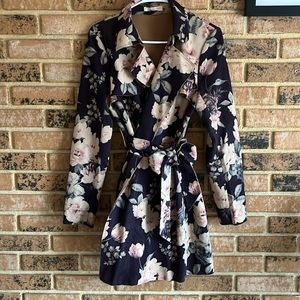 Floral print light jacket size M